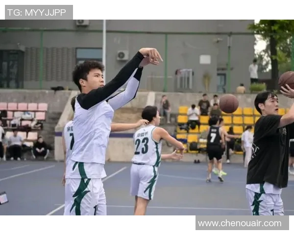 深圳乐火篮球明星闪耀赛场展现青春活力与团队精神