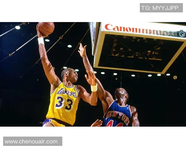中锋篮球明星在NBA的辉煌历程与影响力分析 中锋篮球明星在NBA的辉煌历程与影响力分析